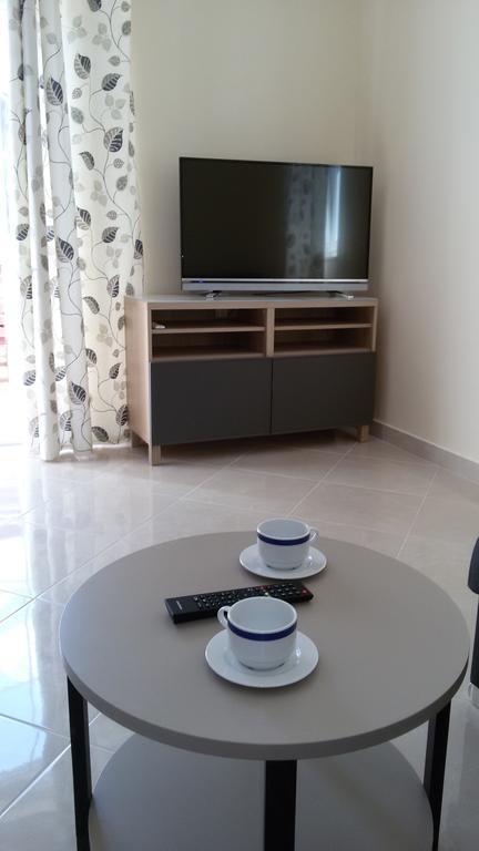 Apartman Viktorija Apartment Vodice Bagian luar foto